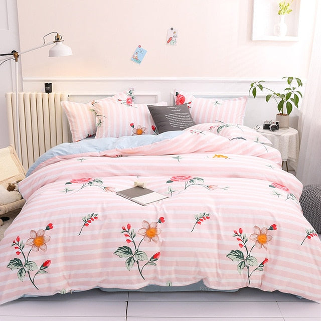 Classic Red Christmas Snowflake Bedding Set Unicorn Bed Linen Duvet Cover Flat Sheet Pillowcase Sets Queen King Twin Full Size
